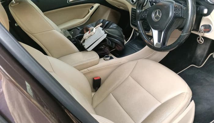 2014 Mercedes Benz C Class 200 K CLASSIC, Petrol, Automatic, 56,628 km, interior