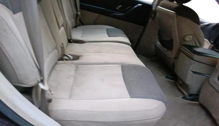 2017 Mahindra XUV500 W6 AT 1.99, Diesel, Automatic, 1,44,693 km, interior