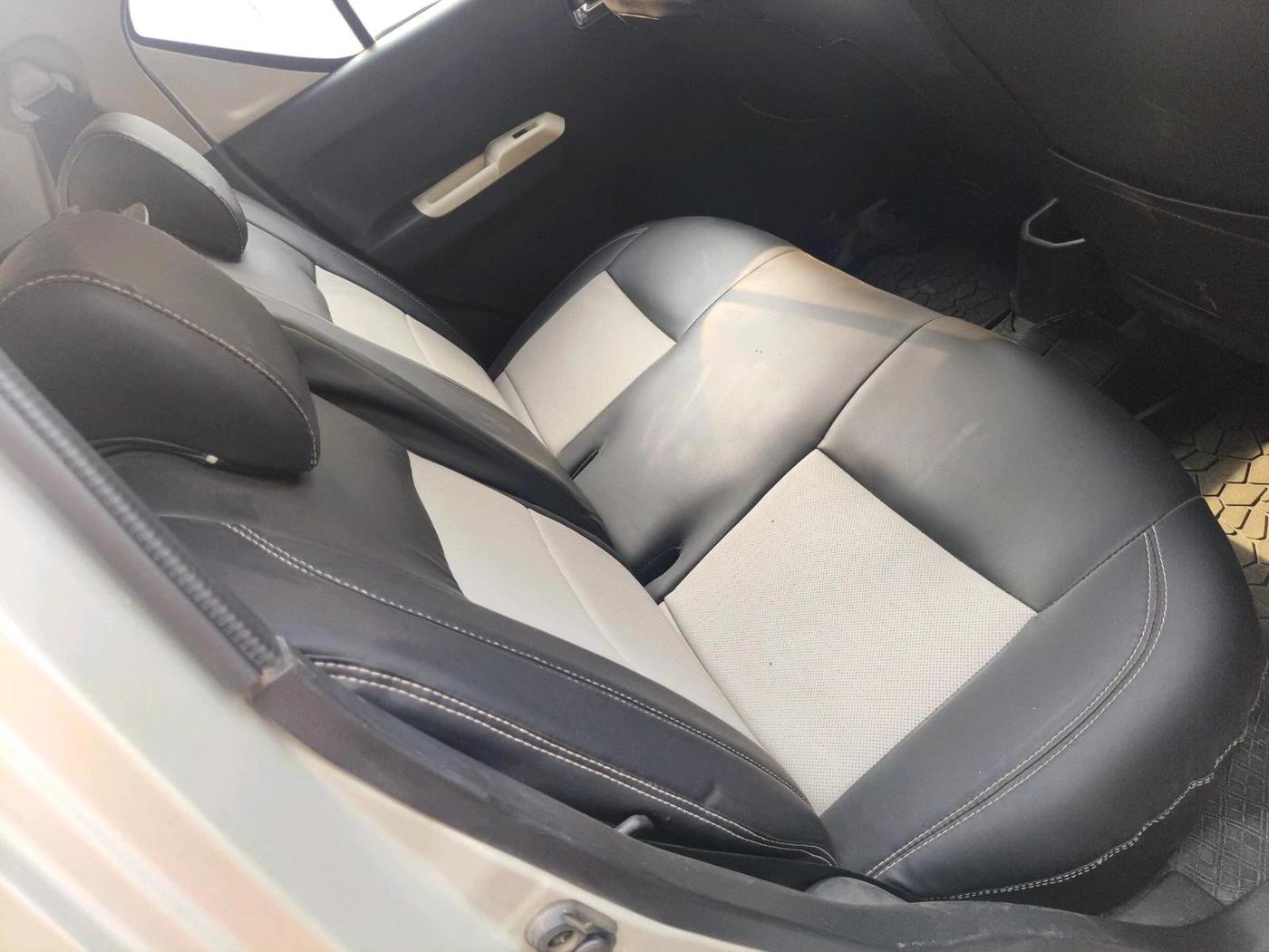 2017 Maruti IGNIS DELTA 1.2 AMT, Petrol, Automatic, 83,388 km, interior