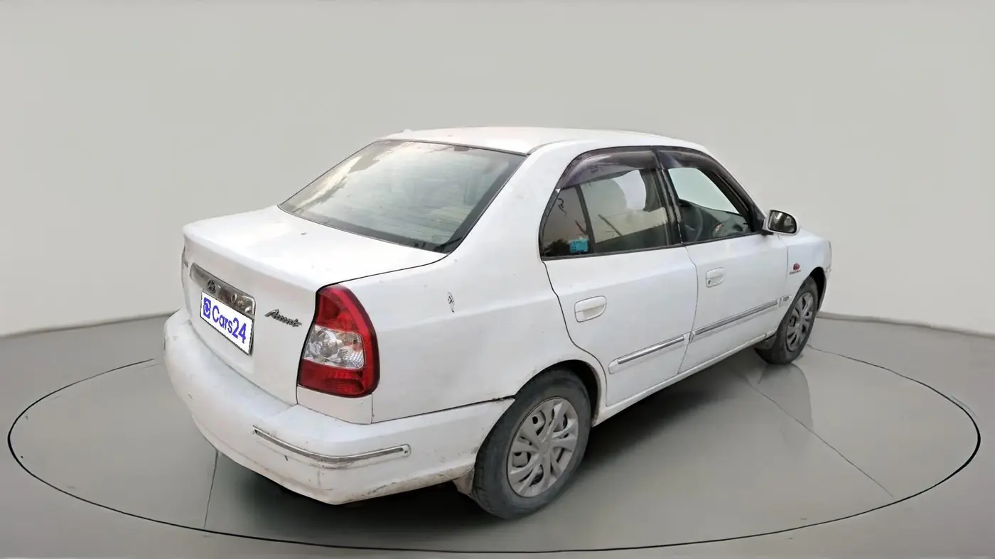 2011 Hyundai Accent EXECUTIVE, CNG, Manual, 90,118 km, exterior