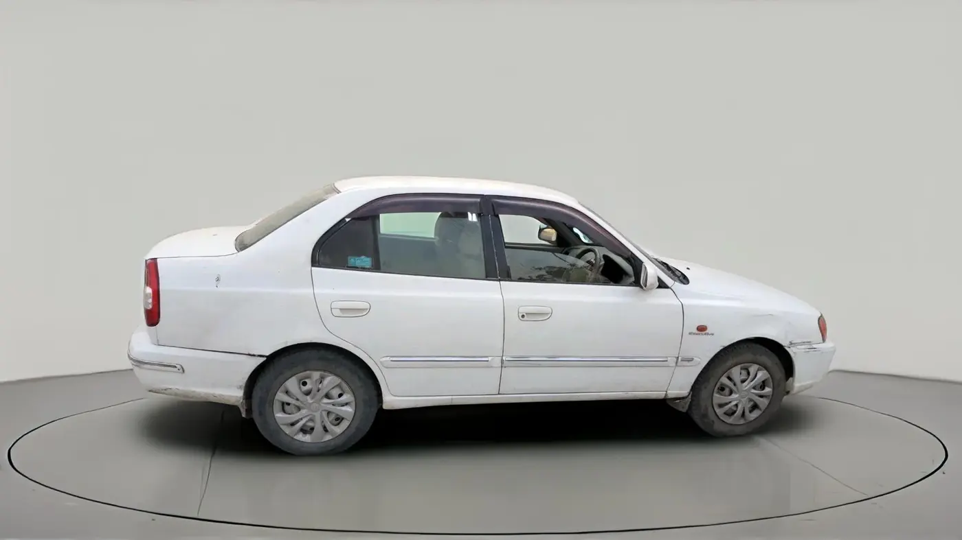 2011 Hyundai Accent EXECUTIVE, CNG, Manual, 90,118 km, exterior