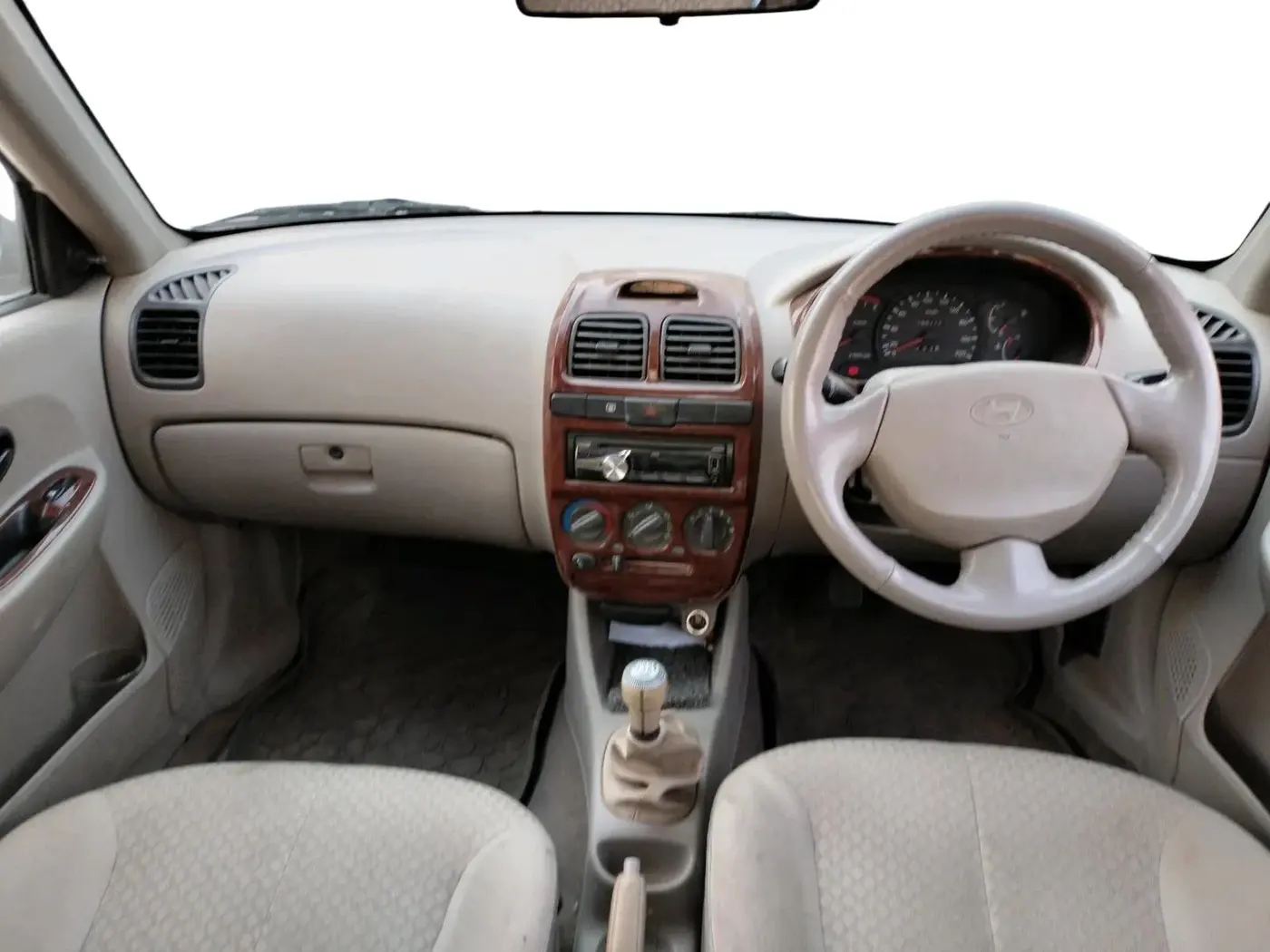 2011 Hyundai Accent EXECUTIVE, CNG, Manual, 90,118 km, interior
