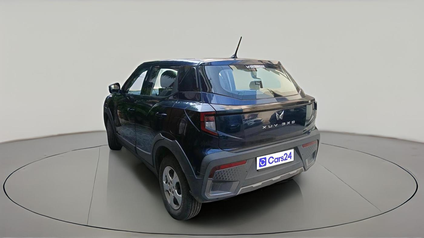 2024 Mahindra XUV 3XO MX2 Pro 1.2 L TCMPFI AT, Petrol, Automatic, 18,158 km, exterior