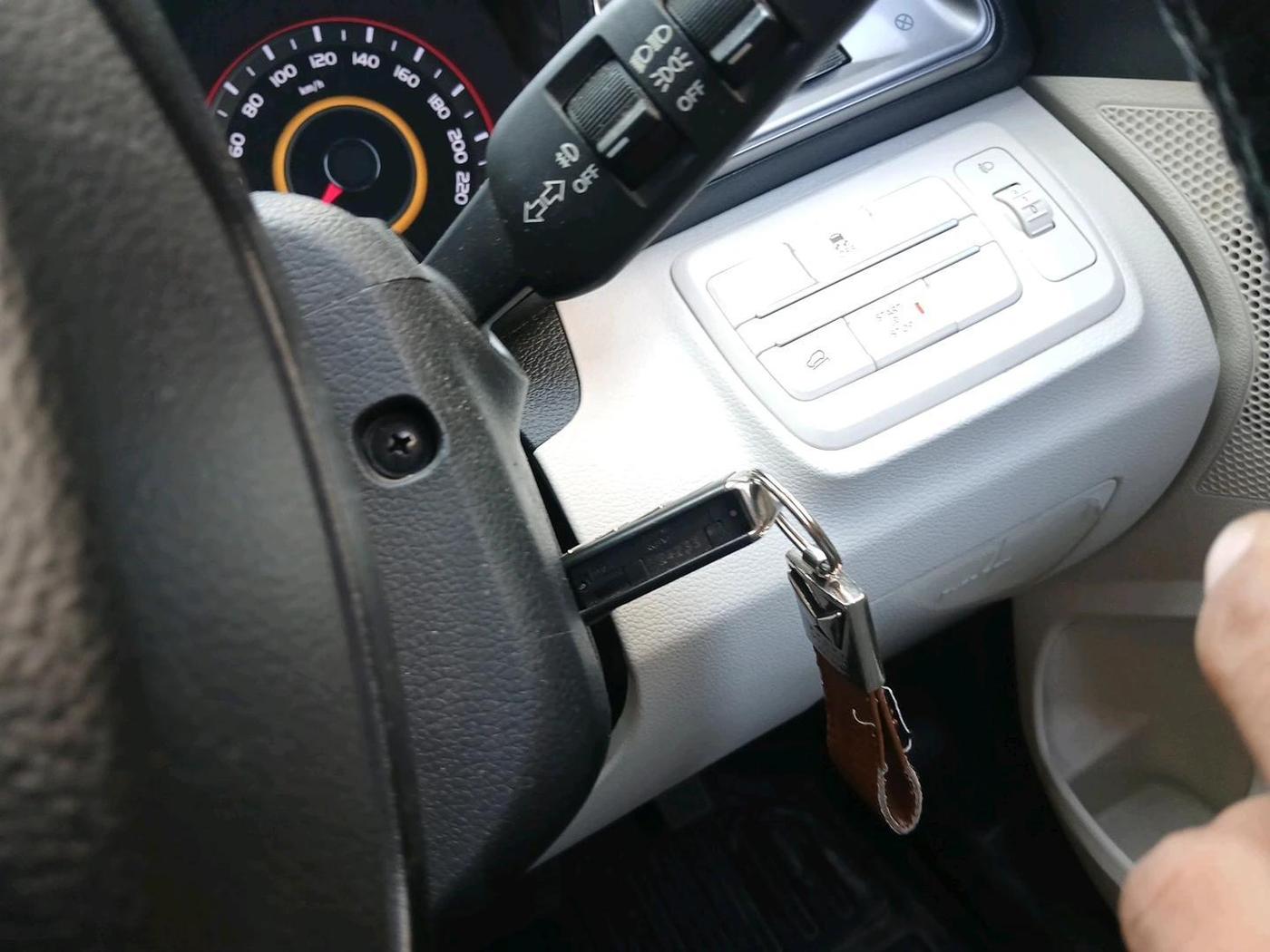 2024 Mahindra XUV 3XO MX2 Pro 1.2 L TCMPFI AT, Petrol, Automatic, 18,158 km, interior