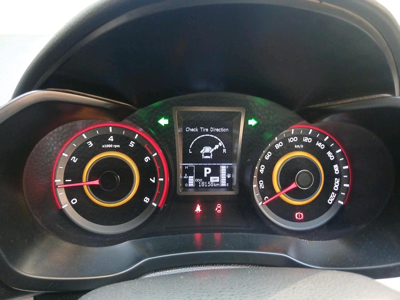 2024 Mahindra XUV 3XO MX2 Pro 1.2 L TCMPFI AT, Petrol, Automatic, 18,158 km, interior
