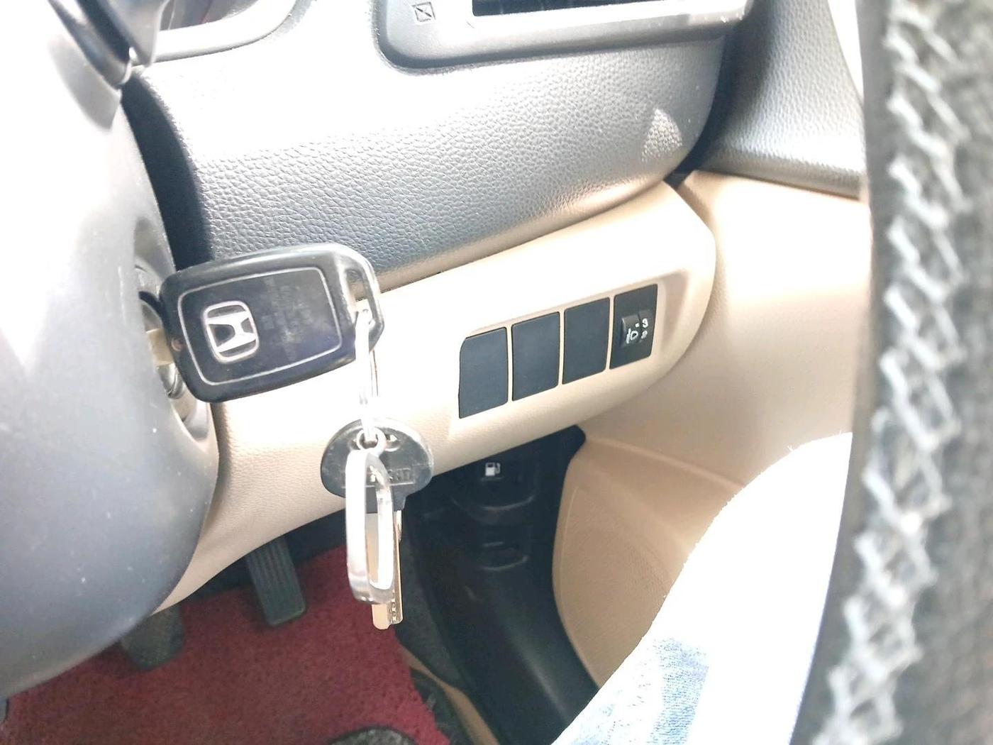 2022 Honda Amaze 1.2L I-VTEC S, Petrol, Manual, 73,978 km, interior