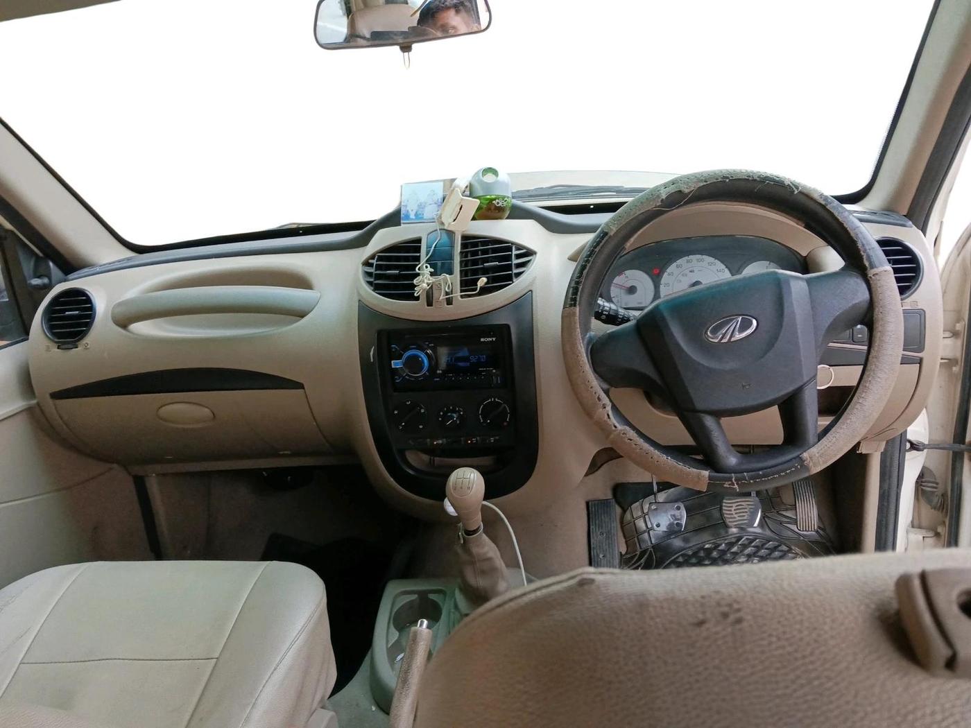 2016 Mahindra Xylo H4 BS IV, Diesel, Manual, 2,25,752 km, interior