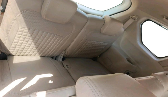 2024 Maruti Ertiga   VXI (O) CNG, CNG, Manual, 25,171 km, interior