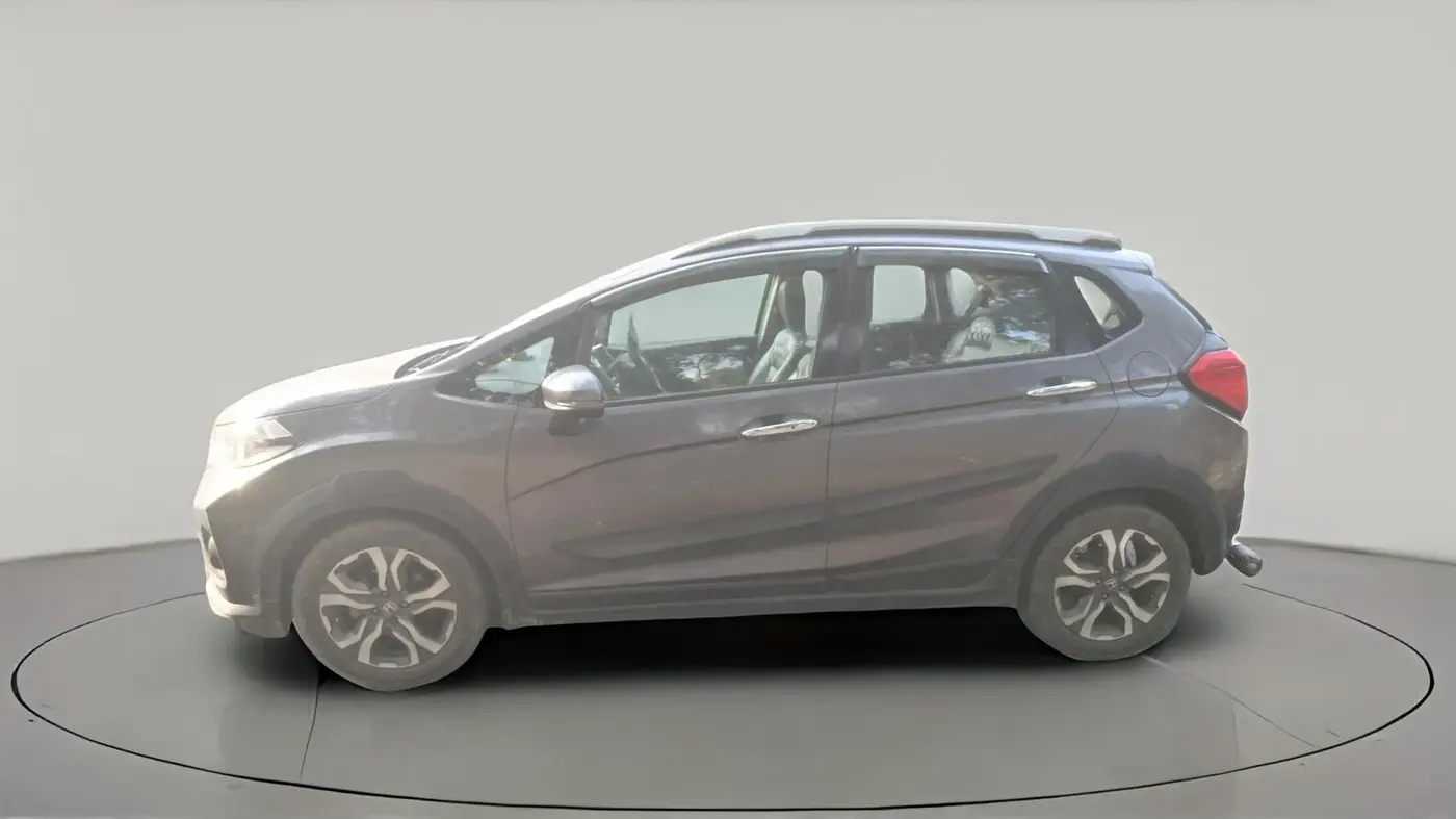 2017 Honda WR-V 1.5L I-DTEC VX MT, Diesel, Manual, 69,076 km, exterior