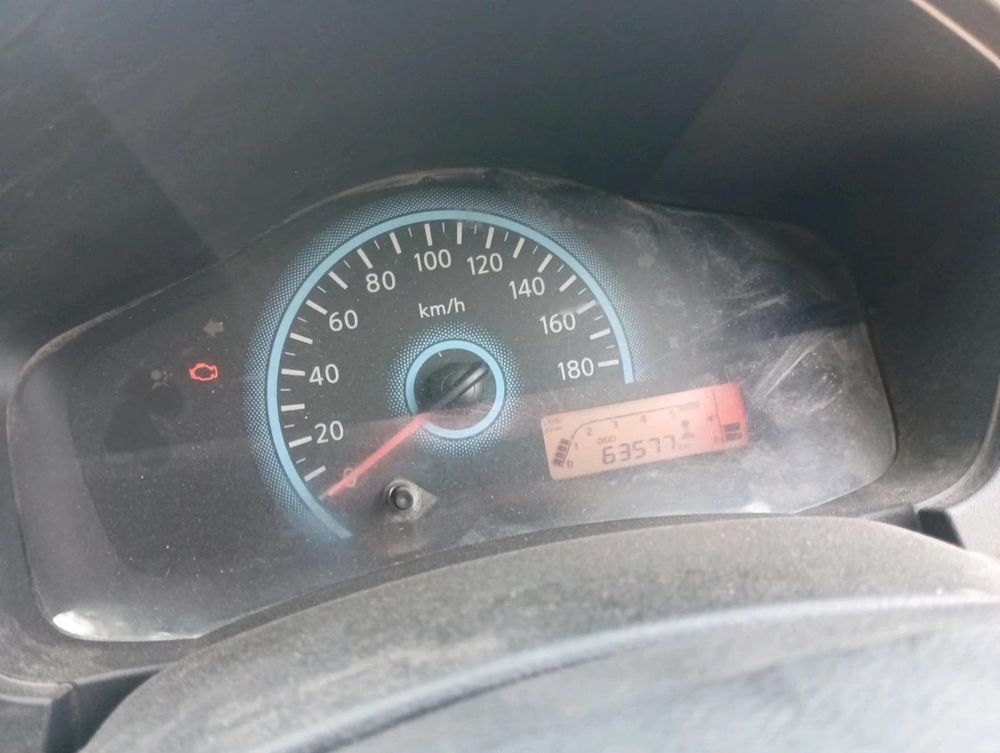 2017 Datsun Redi Go T, Petrol, Manual, 6,35,798 km, interior