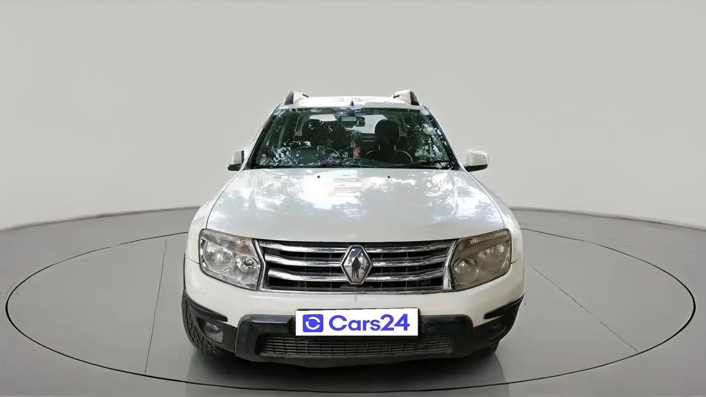 2014 Renault Duster RXL PETROL, CNG, Manual, 72,777 km, exterior