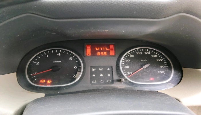 2014 Renault Duster RXL PETROL, CNG, Manual, 72,777 km, interior
