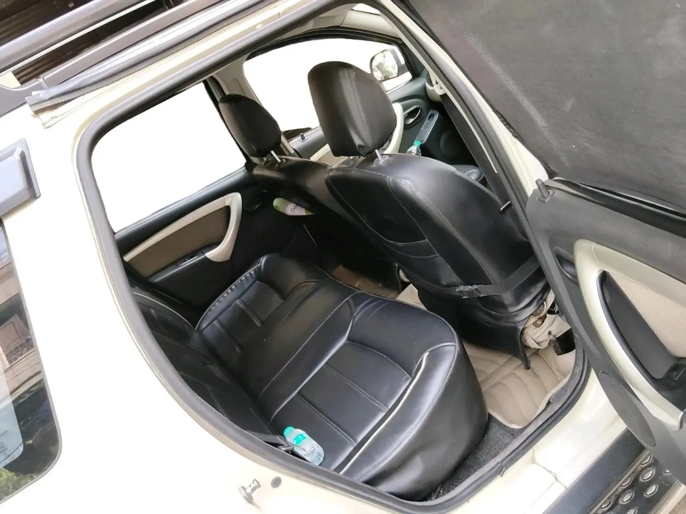 2014 Renault Duster RXL PETROL, CNG, Manual, 72,777 km, interior