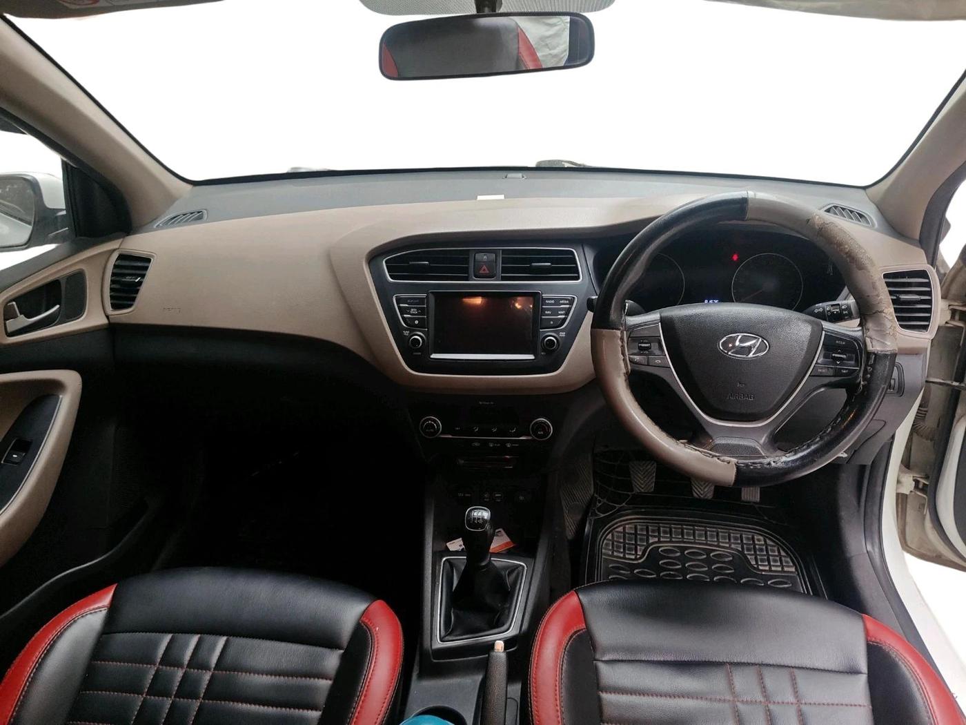 2018 Hyundai Elite i20 ASTA 1.2, Petrol, Manual, 81,576 km, interior