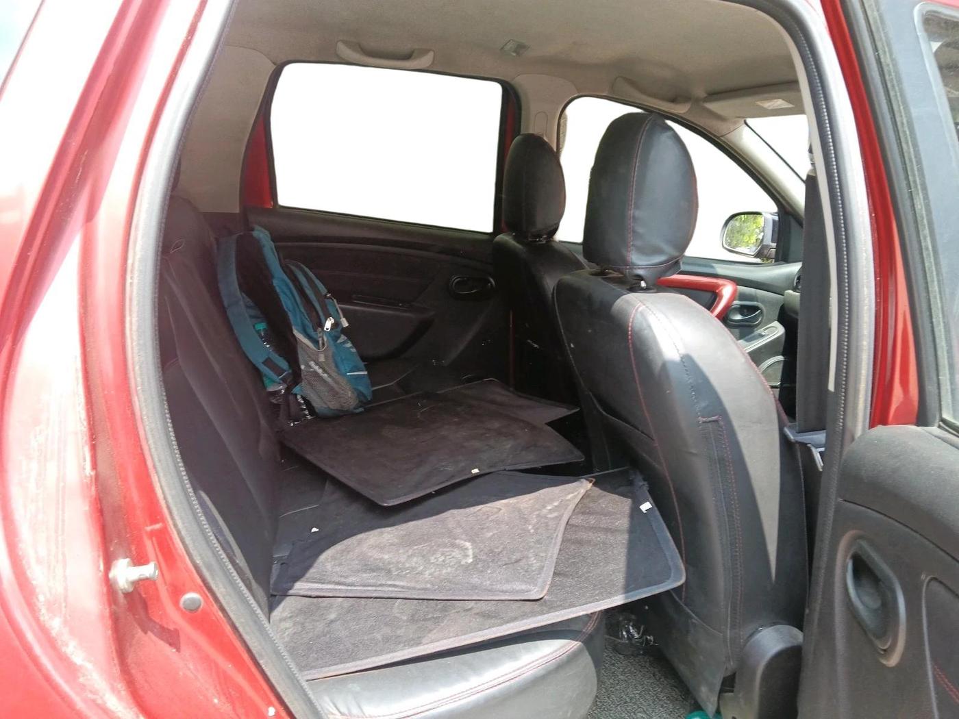 2017 Renault Duster RXS CVT, CNG, Automatic, 95,991 km, interior
