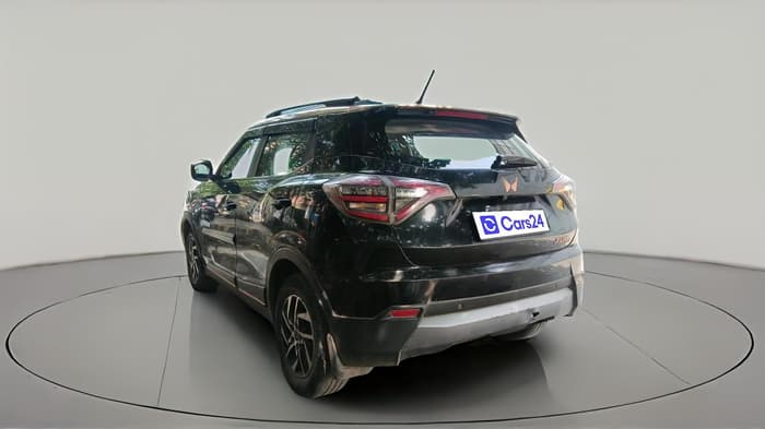2023 Mahindra XUV400 EL 7.2 KW, Electric, Automatic, 1,16,073 km, exterior