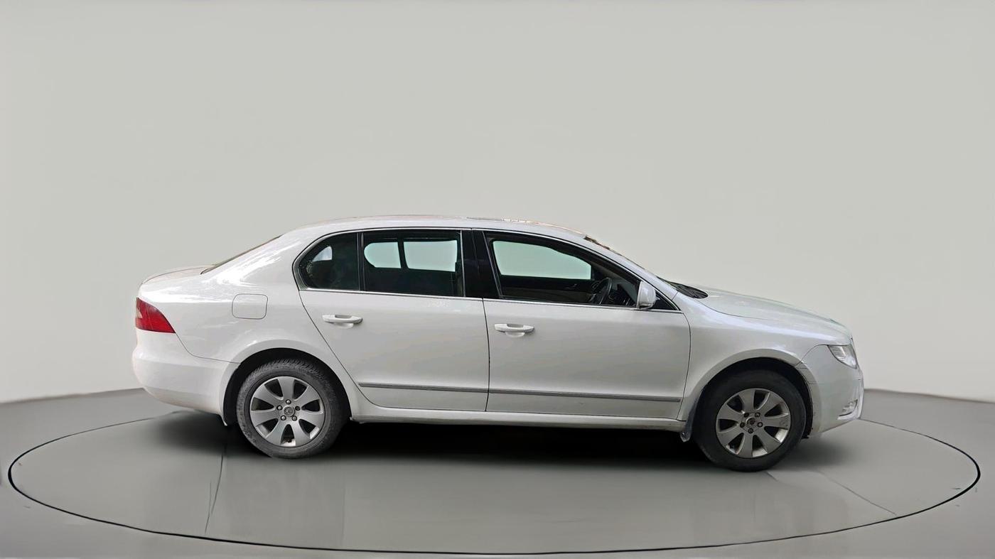 2011 Skoda Superb ELEGANCE 1.8 TSI AT, Petrol, Automatic, 88,326 km, exterior