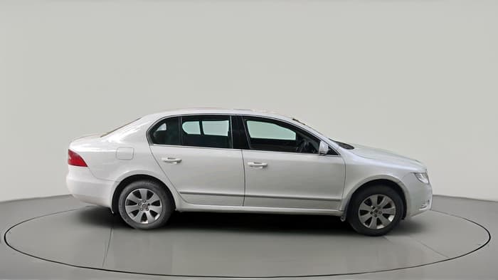 2011 Skoda Superb ELEGANCE 1.8 TSI AT, Petrol, Automatic, 88,326 km, exterior
