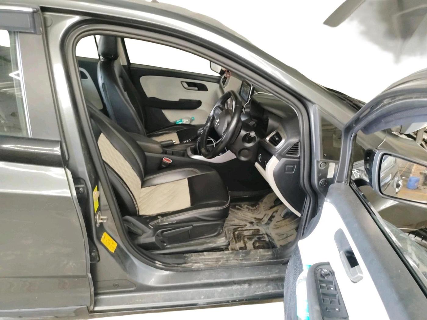 2023 Tata ALTROZ XZ PLUS SUNROOF CNG, CNG, Manual, 64,589 km, interior