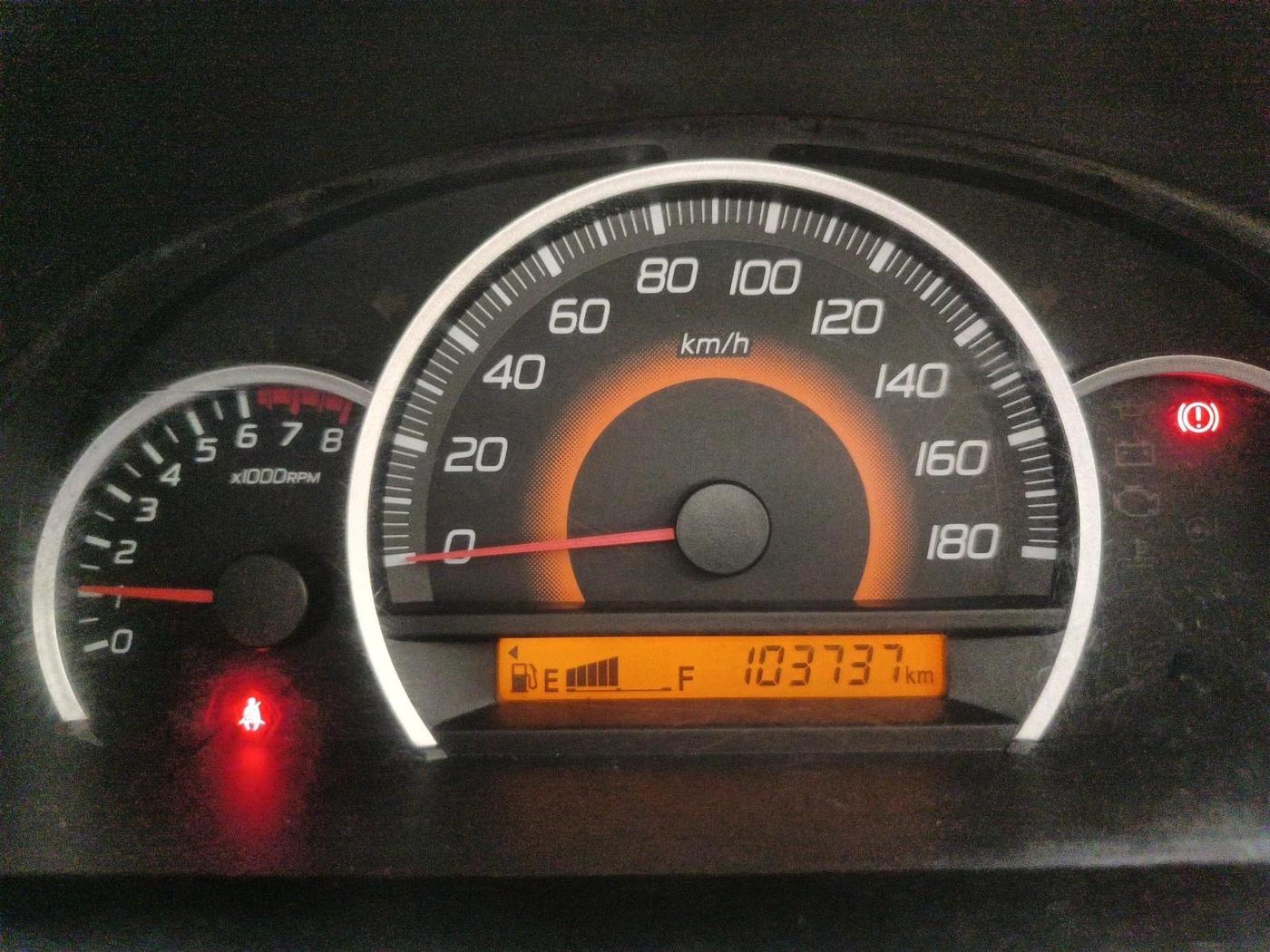 2013 Maruti Wagon R 1.0 VXI, Petrol, Manual, 1,03,737 km, interior