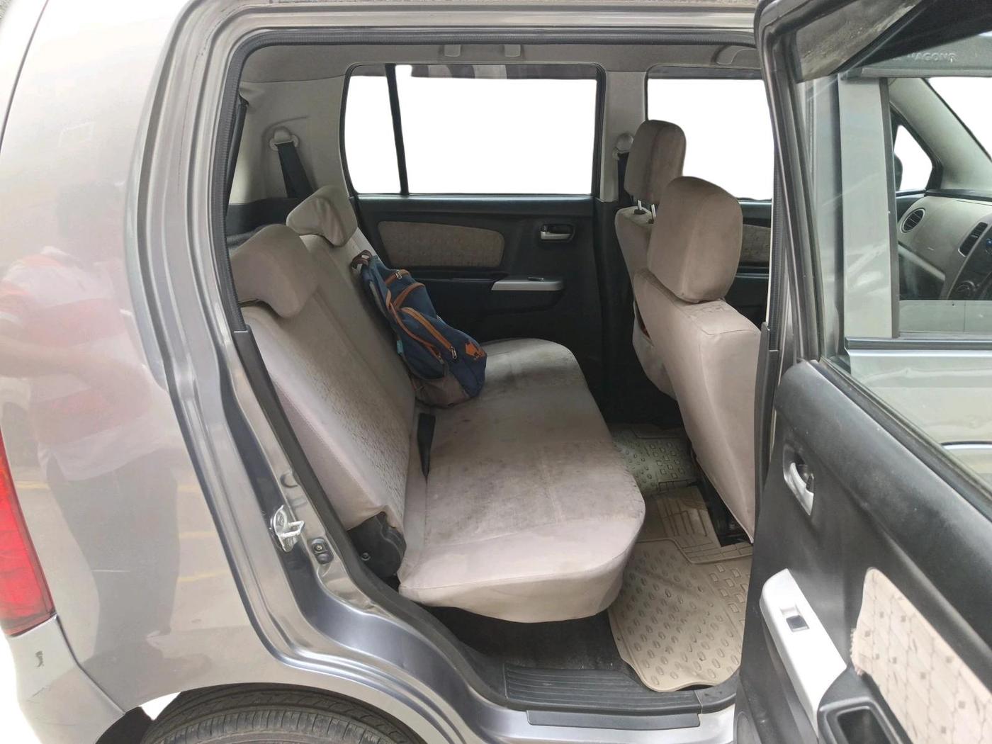2013 Maruti Wagon R 1.0 VXI, Petrol, Manual, 1,03,737 km, interior