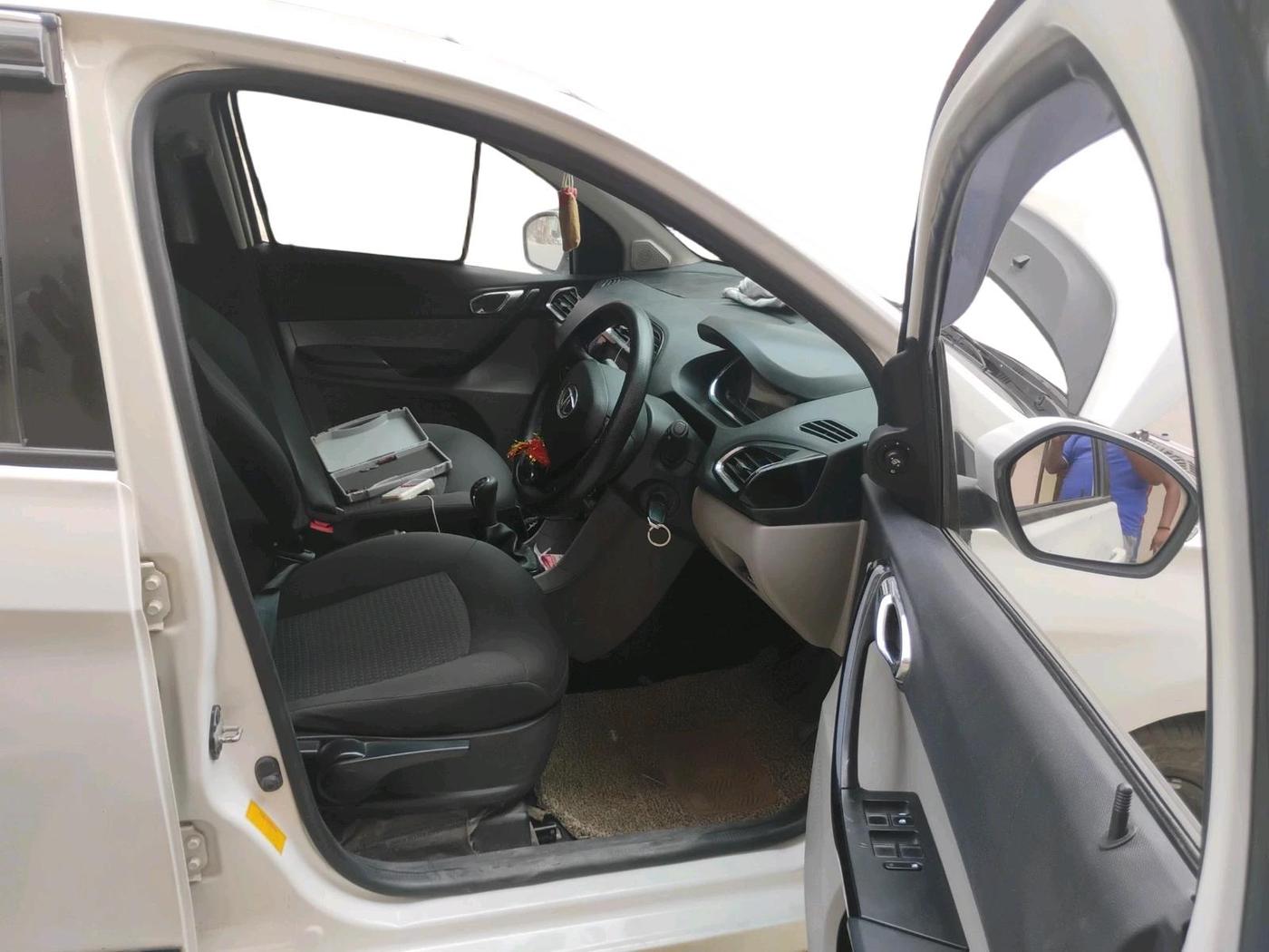 2019 Tata Tiago XZ PLUS PETROL, CNG, Manual, 40,720 km, interior