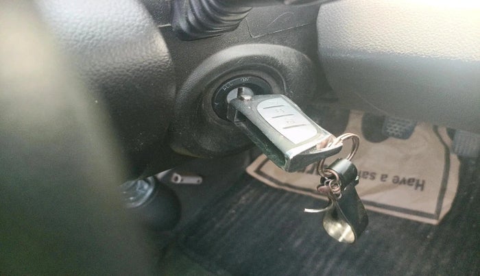 2014 Chevrolet Beat LT PETROL, Petrol, Manual, 66,382 km, interior