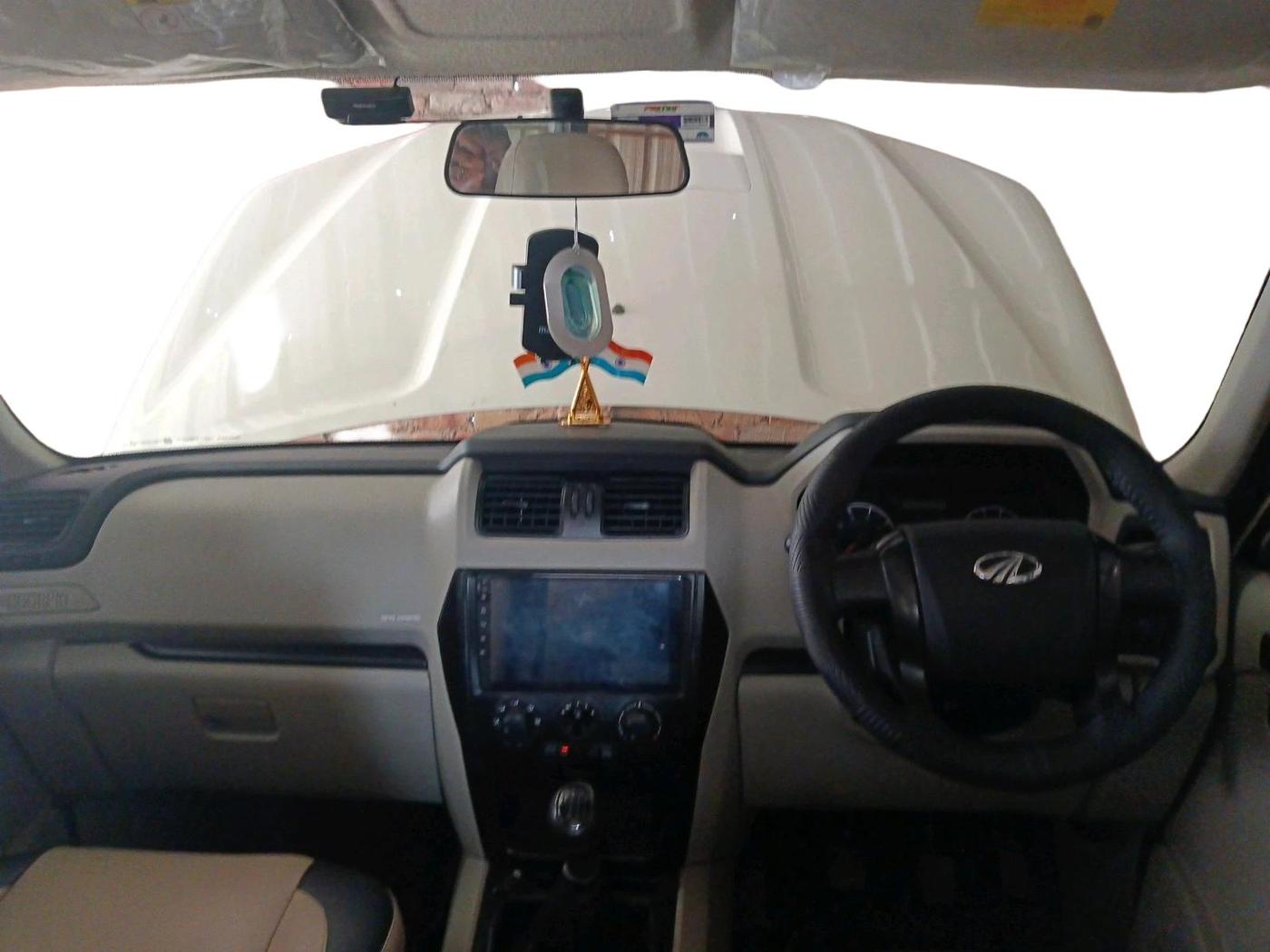 2020 Mahindra Scorpio S5, Diesel, Manual, 54,256 km, interior