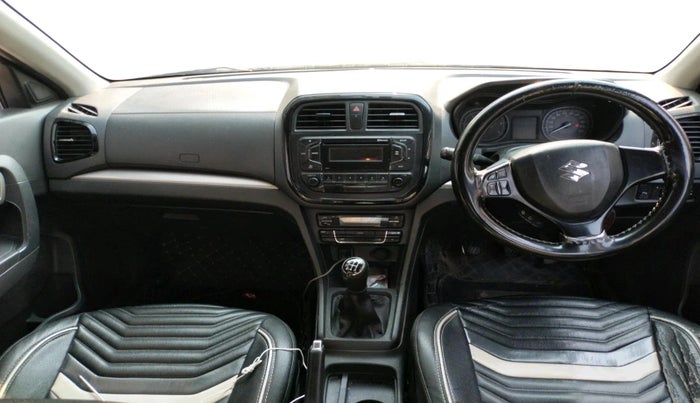 2018 Maruti Vitara Brezza ZDI, Diesel, Manual, 2,14,132 km, interior