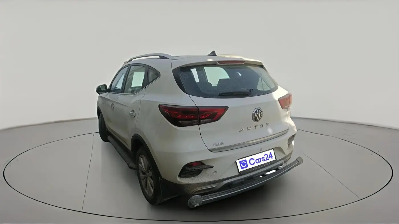 2024 MG ASTOR Select 1.5 MT (Ivory), Petrol, Manual, 6,520 km, exterior