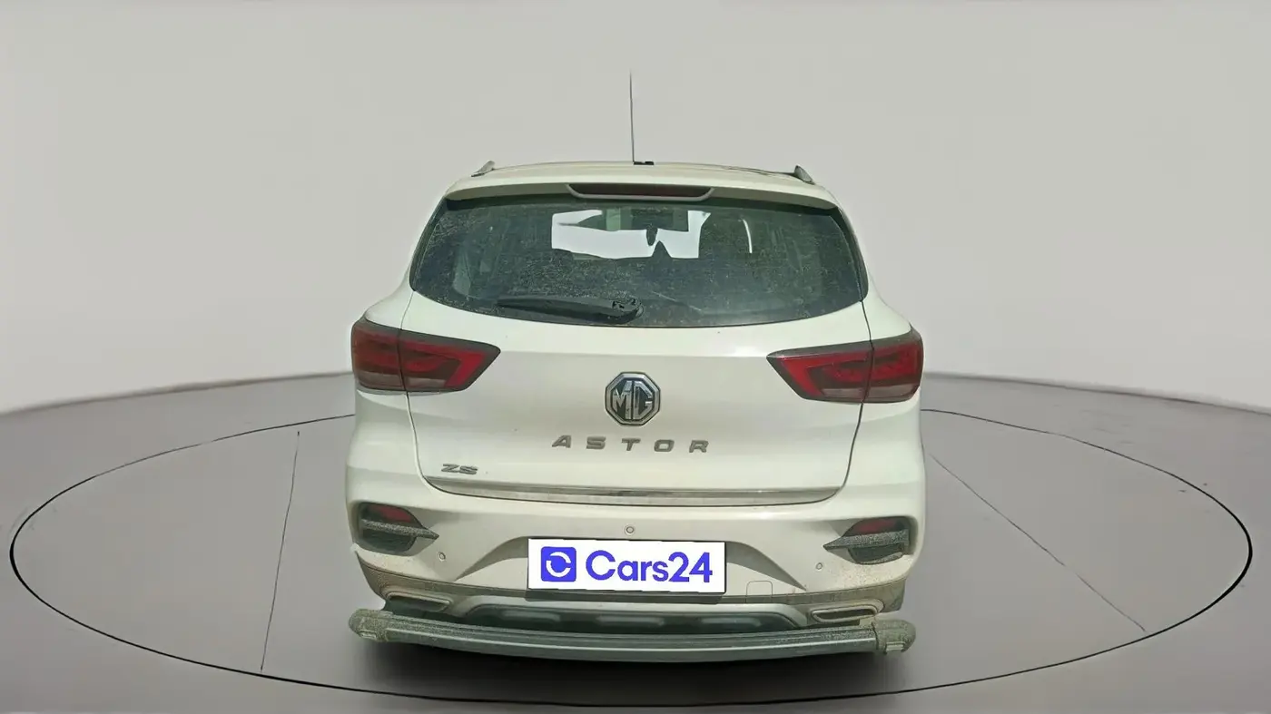 2024 MG ASTOR Select 1.5 MT (Ivory), Petrol, Manual, 6,520 km, exterior