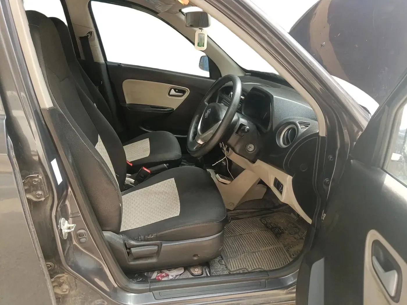 2020 Maruti Alto LXI, Petrol, Manual, 62,846 km, interior
