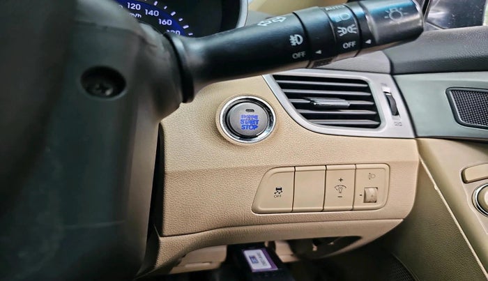 2013 Hyundai New Elantra 1.8 S VTVT, Petrol, Manual, 75,179 km, interior