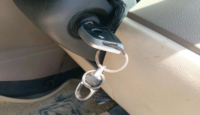 2013 Skoda Rapid ULTIMA AMBITION 1.6 MPI AT PLUS, Petrol, Automatic, 70,758 km, interior