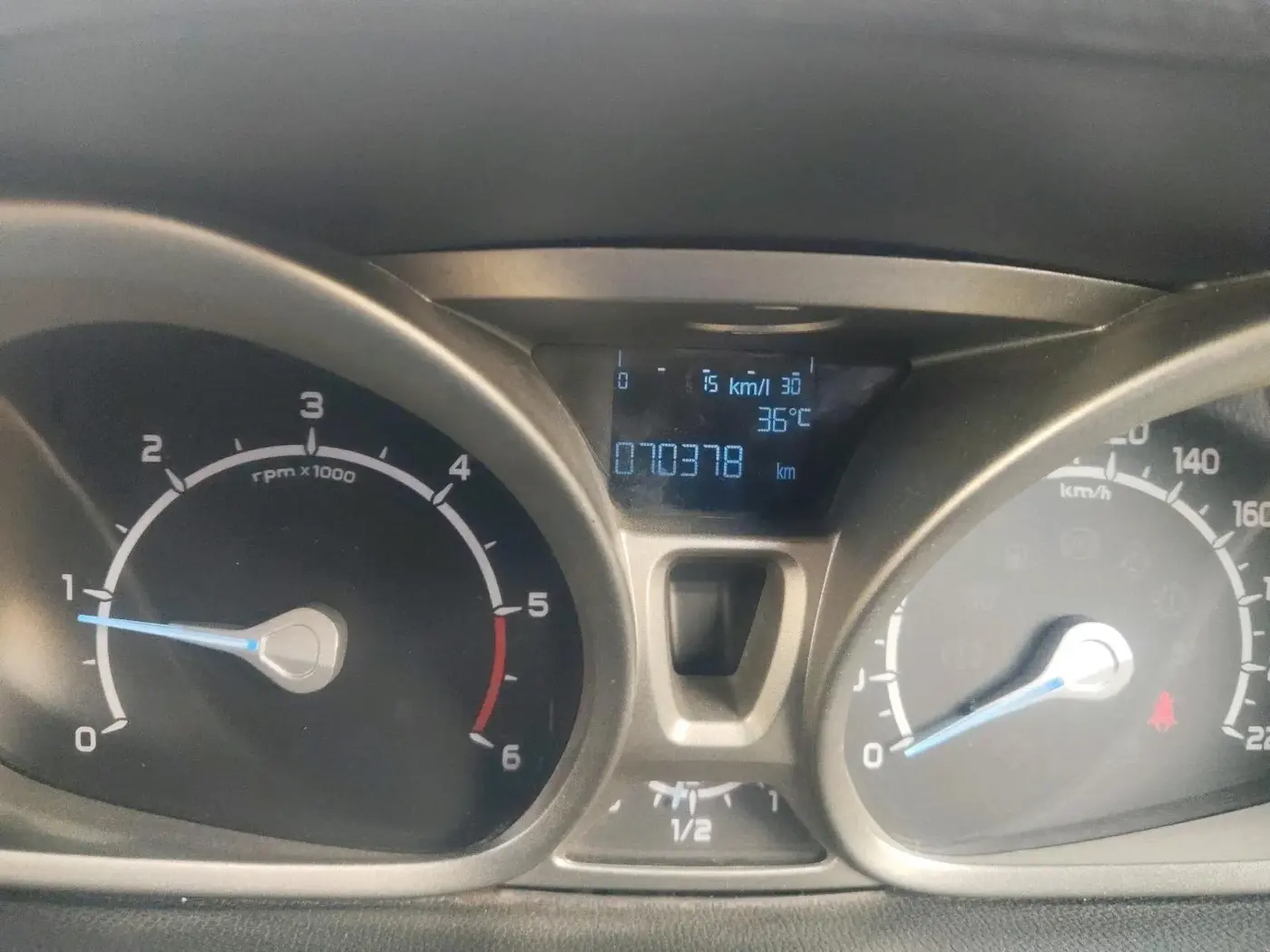 2016 Ford Ecosport TITANIUM 1.5L DIESEL, Diesel, Manual, 70,378 km, interior