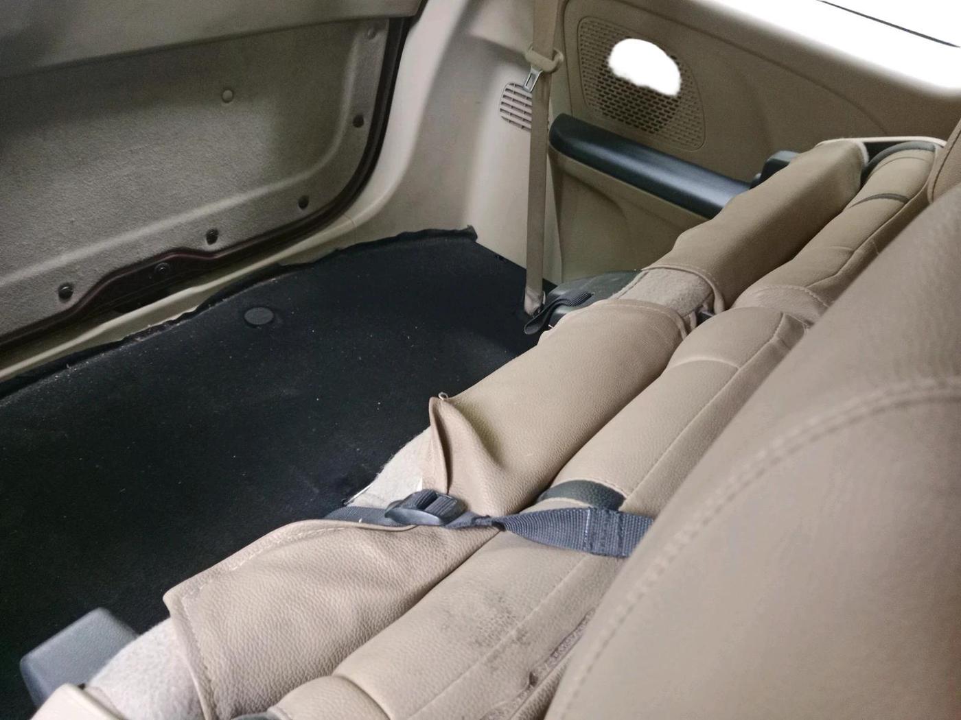 2014 Honda Mobilio 1.5L I-VTEC V, Petrol, Manual, 96,520 km, interior