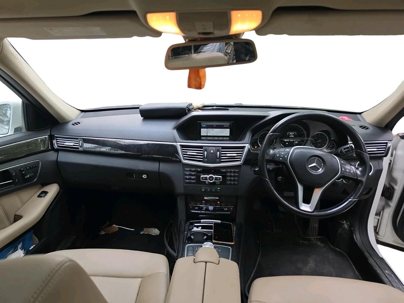 2012 Mercedes Benz E Class E 200 CGI, Petrol, Automatic, 81,053 km, interior