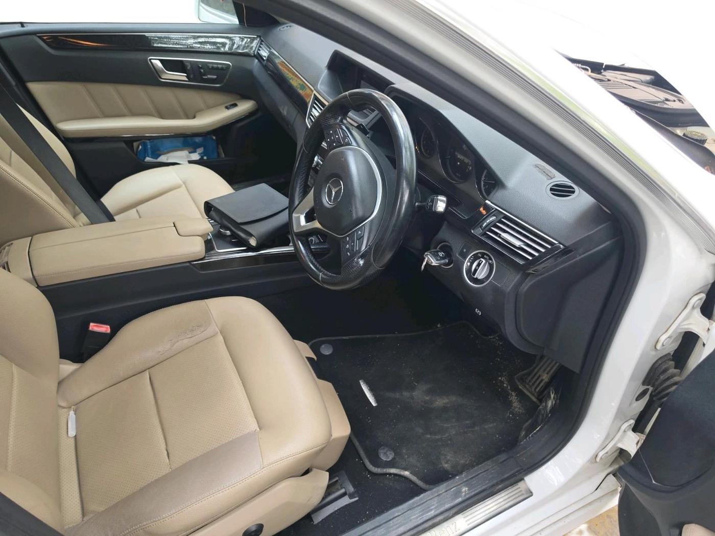 2012 Mercedes Benz E Class E 200 CGI, Petrol, Automatic, 81,053 km, interior
