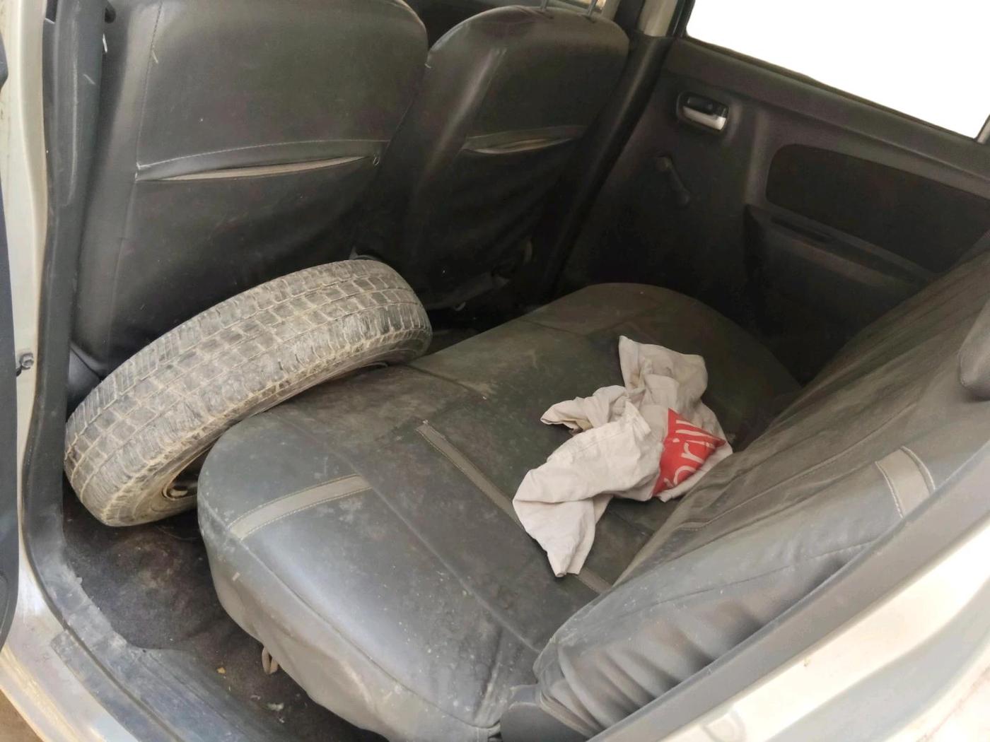 2011 Maruti Wagon R 1.0 LXI CNG, CNG, Manual, 78,868 km, interior