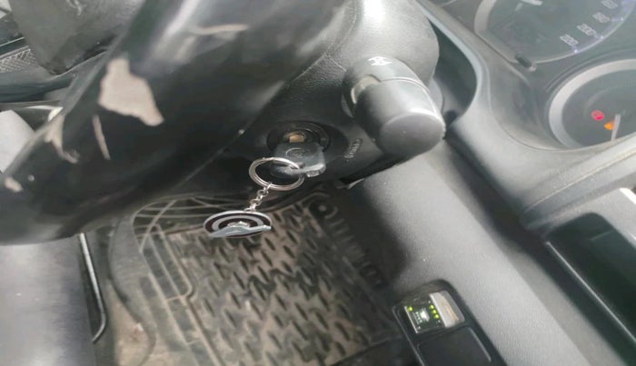 2013 Honda City 1.5L I-VTEC CORPORATE MT, CNG, Manual, 1,10,925 km, interior