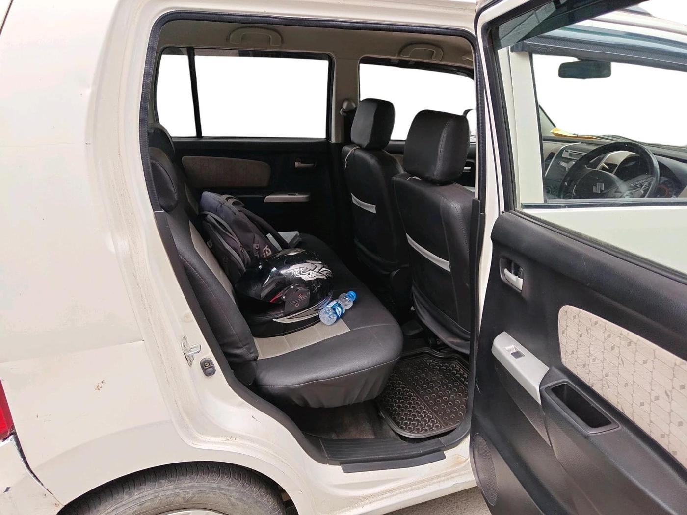 2014 Maruti Wagon R 1.0 VXI, Petrol, Manual, 62,949 km, interior