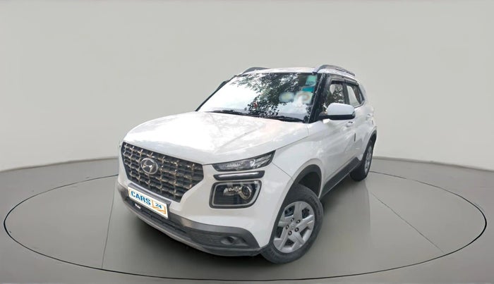 2022 Hyundai VENUE S+ 1.2, Petrol, Manual, 32,000 km, exterior