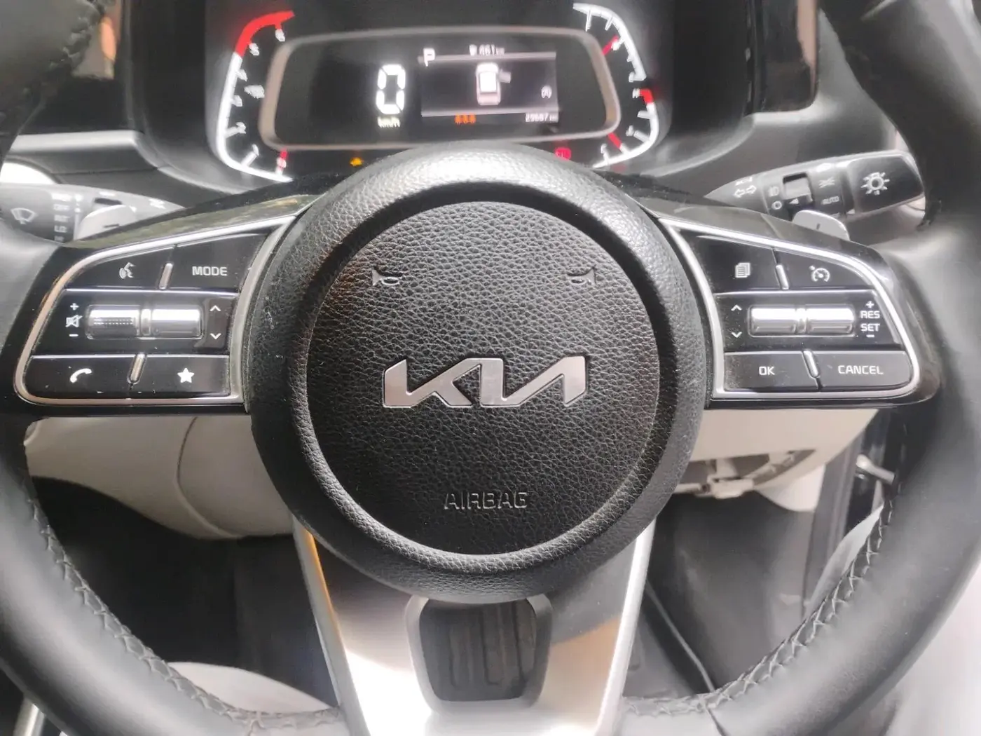 2023 KIA SONET HTX 1.5 AT, Diesel, Automatic, 29,687 km, interior
