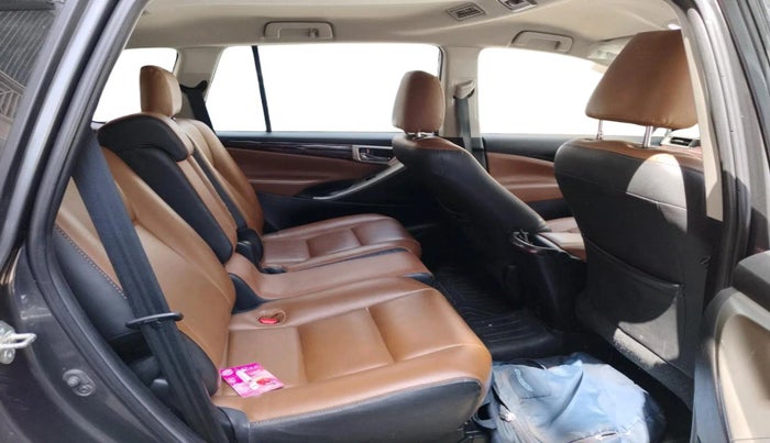 2021 Toyota Innova Crysta 2.4 GX AT 7 STR, Diesel, Automatic, 50,526 km, interior