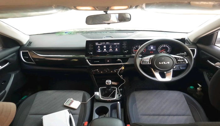 2021 KIA SELTOS HTK PLUS 1.5, Petrol, Manual, 30,428 km, interior