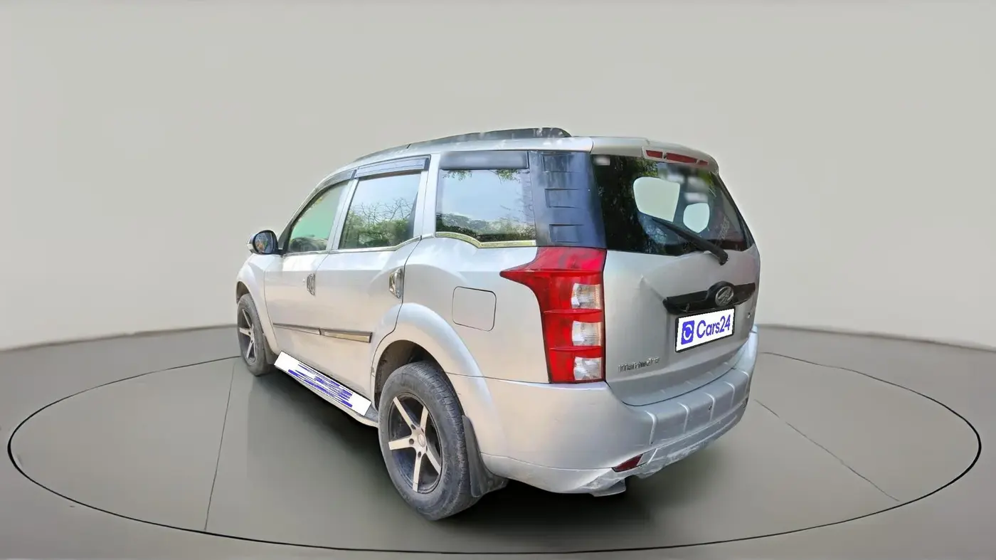 2017 Mahindra XUV500 W4 1.99, Diesel, Manual, 64,994 km, exterior