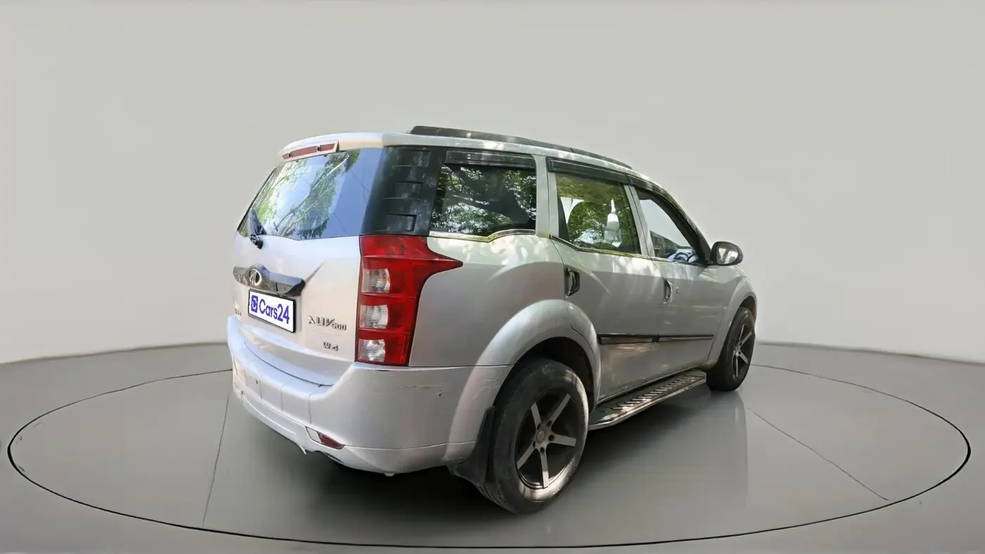 2017 Mahindra XUV500 W4 1.99, Diesel, Manual, 64,994 km, exterior