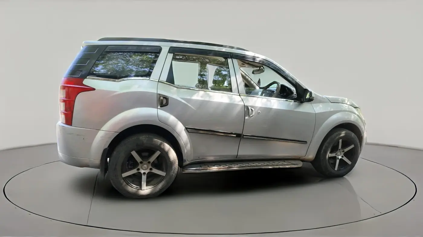 2017 Mahindra XUV500 W4 1.99, Diesel, Manual, 64,994 km, exterior