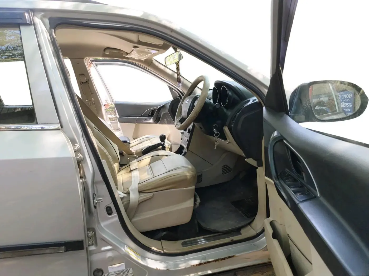 2017 Mahindra XUV500 W4 1.99, Diesel, Manual, 64,994 km, interior