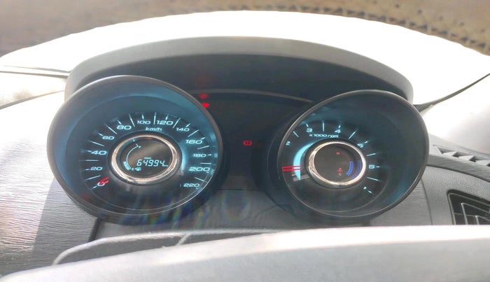 2017 Mahindra XUV500 W4 1.99, Diesel, Manual, 64,994 km, interior